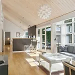 Rubinsoen Skovhuse Feriehus *